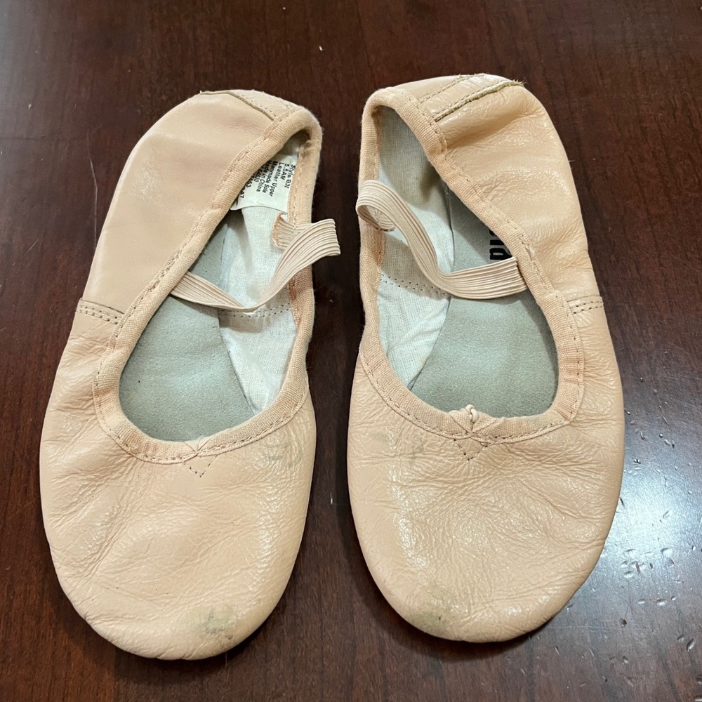 Balera Leather Split Sole Ballet Slippers Light Pink Dance Shoes Size 5.5AM